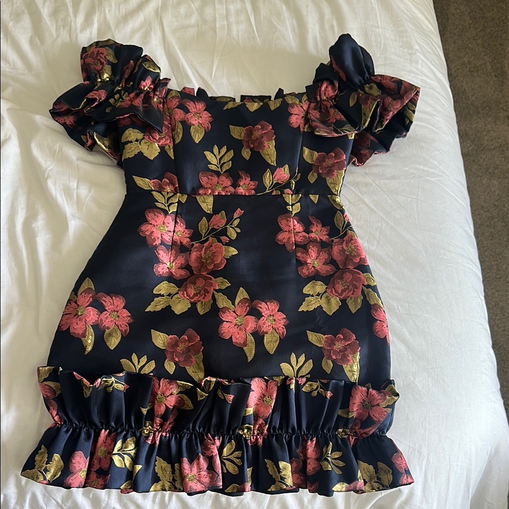 Floral Off-Shoulder V Chapman Dress